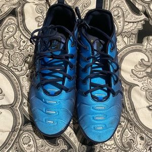Vapormax Plus “Photo Blue”